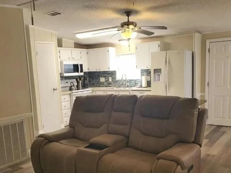19418 Saddlebrook Ct — Photo 11