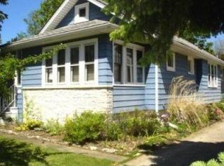 331 Lorraine Ave, Waukegan, IL 60085