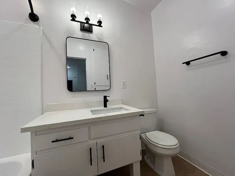 1253 Havenhurst Drive — Photo 34