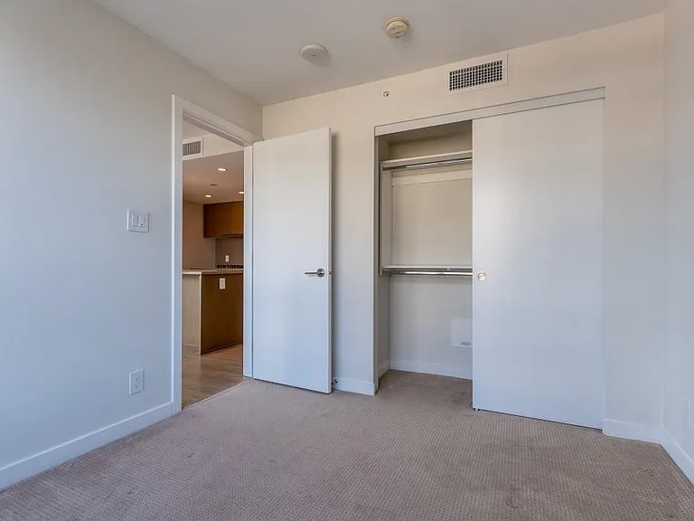 125 E 14th St #709 — Photo 10