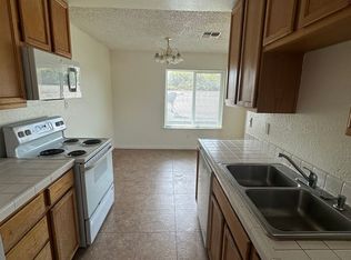 3025 Tully Rd, Modesto, CA 95350