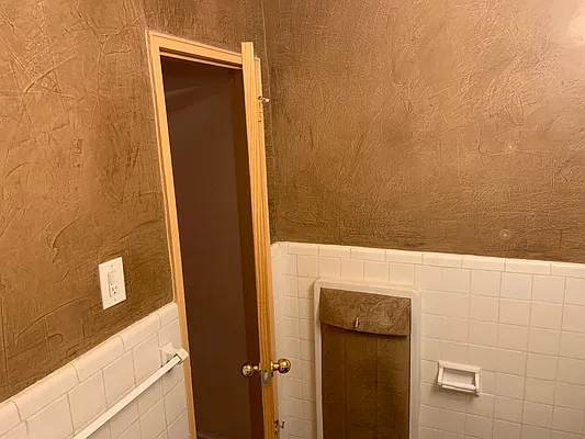 Rented by Smart NY Realty LLC | media 13