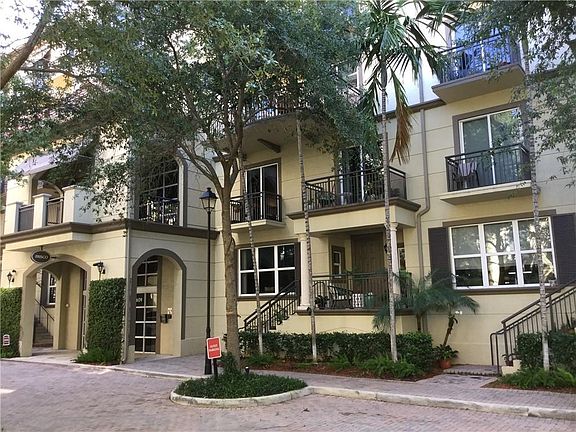 2nd image of 2609 NE 14th Ave APT 304