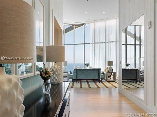 15701 Collins 1403 Sunny — Photo 13