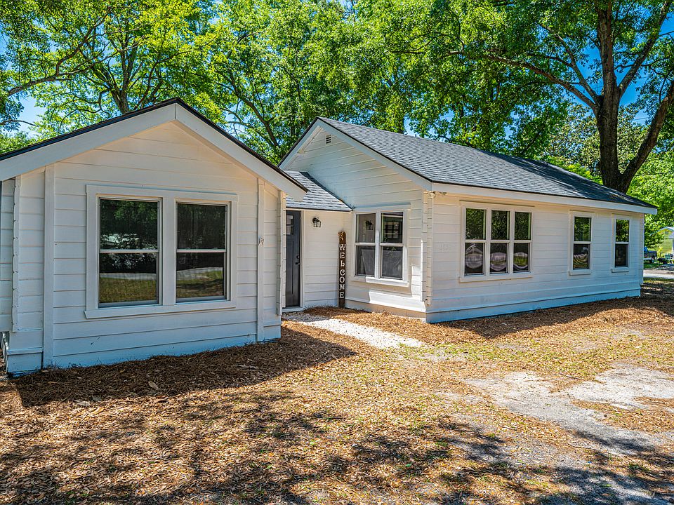 1st image of 3853 Dorsey Ave