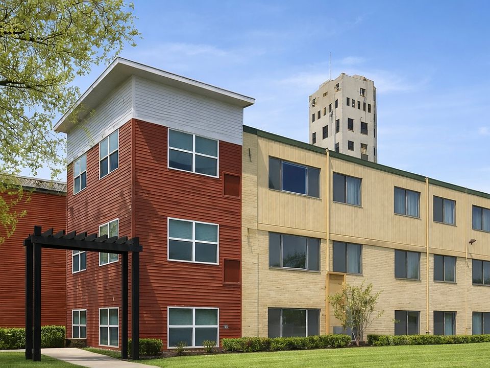 Building Photo 1