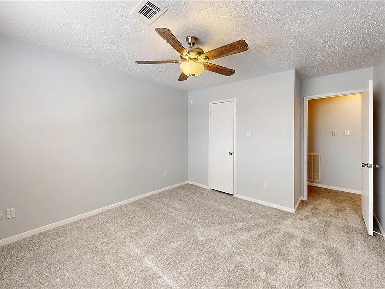 14147 Misty Meadow Ln — Photo 30