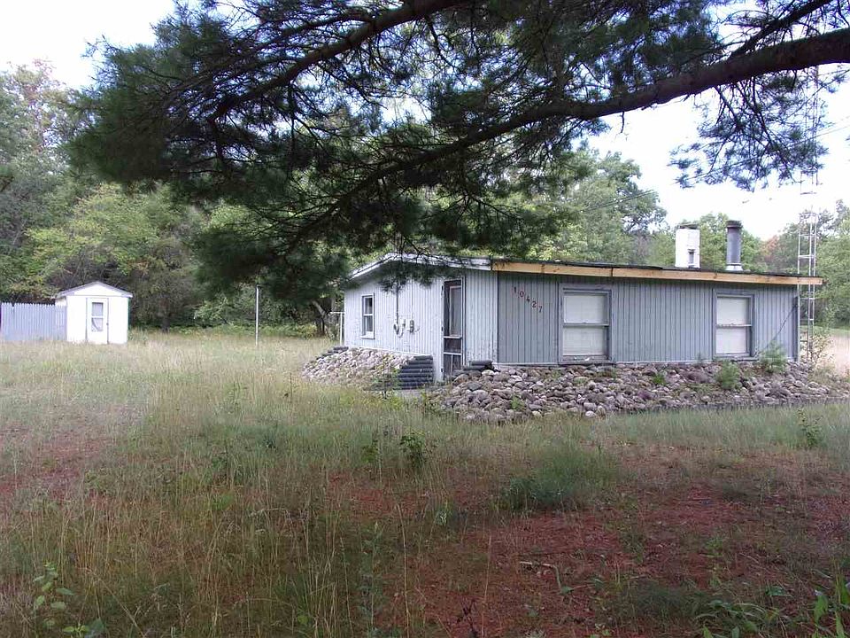 1st image of 10427 Oakwood Dr