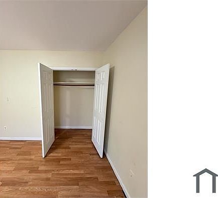 5th image of 22 Orchard St APT 1