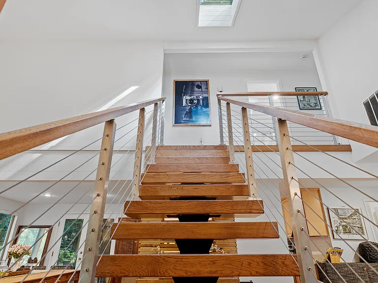 Floating staird leading to 2nd floor