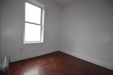 Rented by CITY SKYLINE REALTY INC