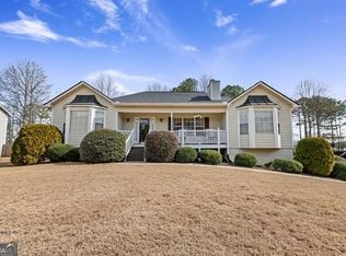 391 Hickory Lake Dr, Acworth, GA 30101