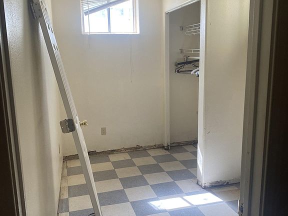 4th image of 1008 23rd Ave