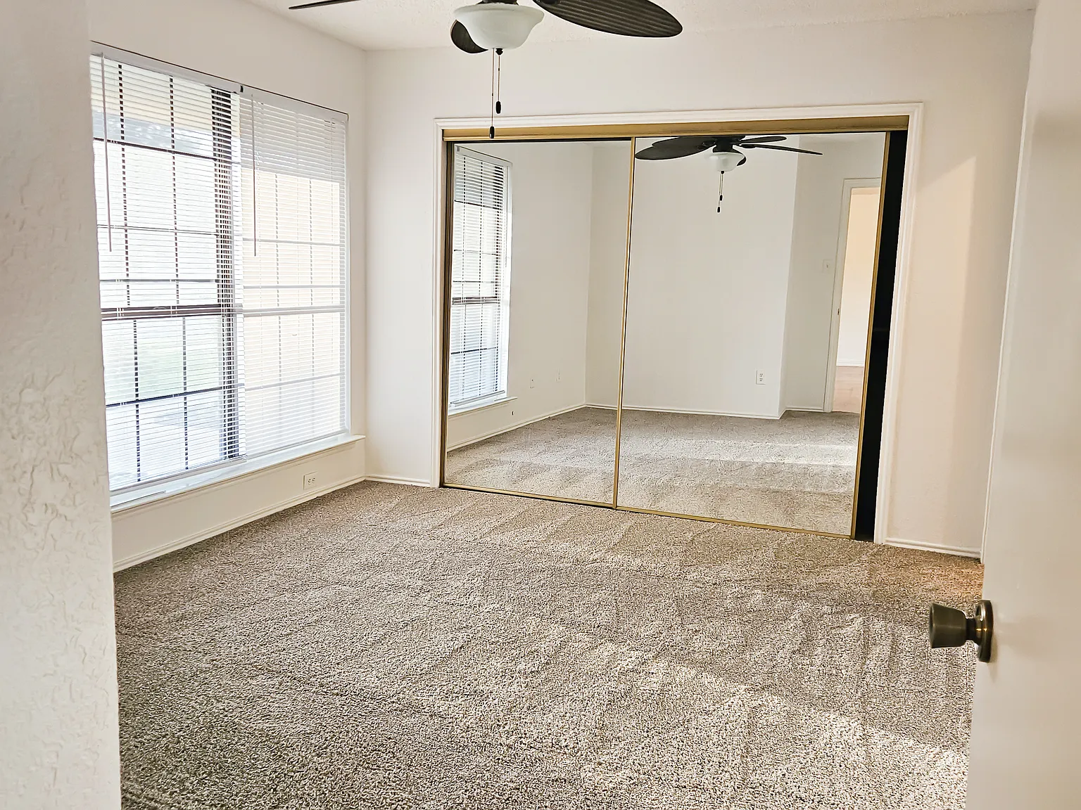 3000 Post Oak Dr — Photo 3
