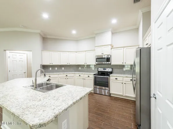 3126 STEEPLE PINE Court, Middleburg, FL 32068