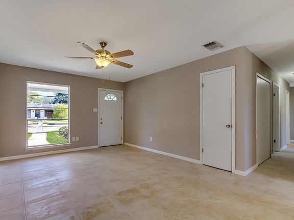 4th image of 2439 Tucker Dr