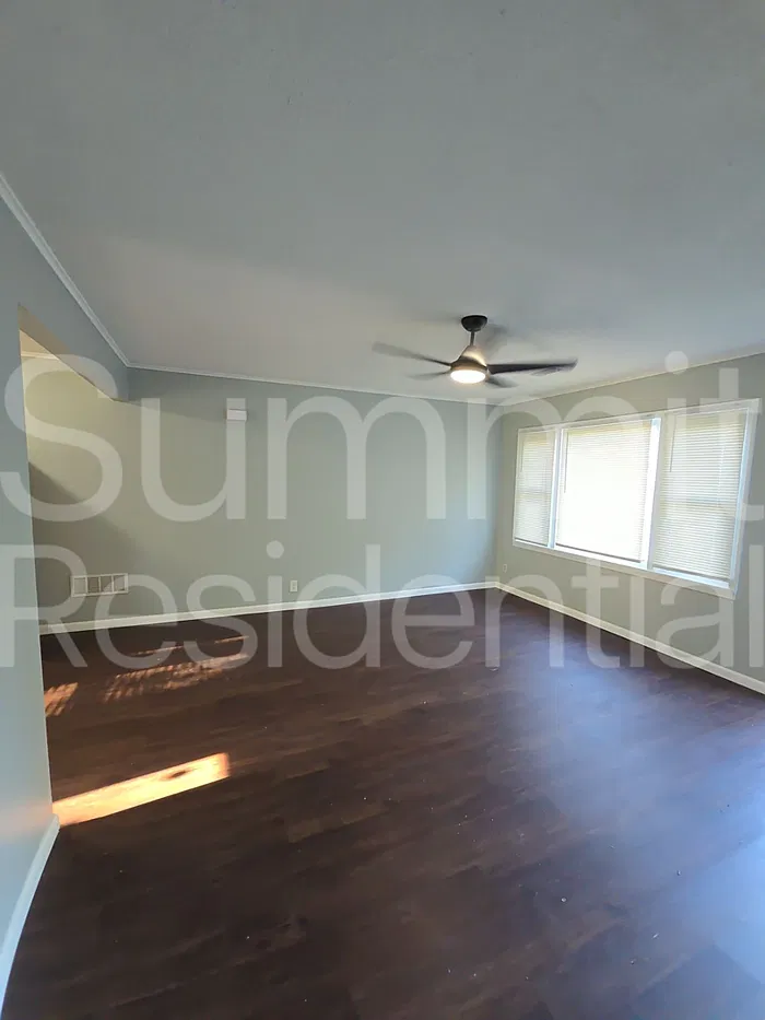 2 bed, 1.0 bath, 780 sqft, $1,725 — Photo 4