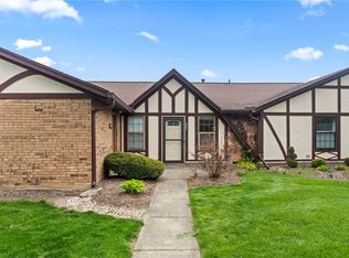 957 Pine Needles Dr, Dayton, OH