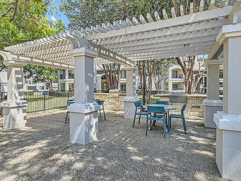 Chic Lounge Spaces with Poolside Perks