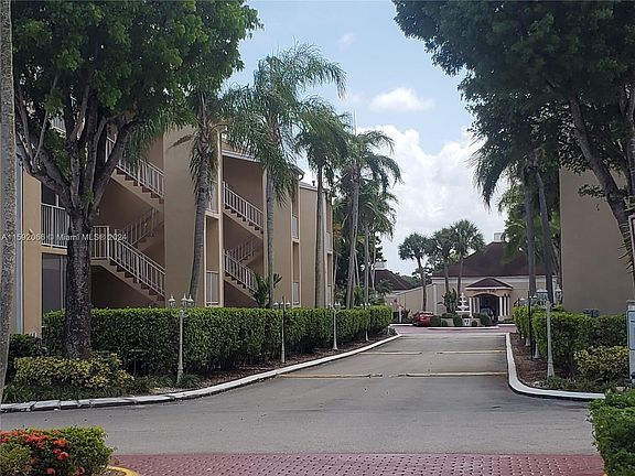 2nd image of 15300 SW 106th Ter APT 518