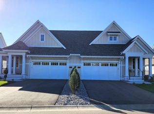 72 Spring Farm Rd, North Oaks, MN 55127