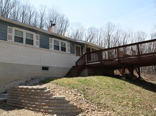 240 Black Dog Rd, Thompsontown, PA 17094