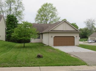 4037 Quebec St, Auburn Hills, MI 48326