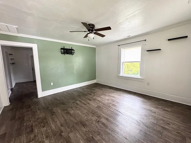 723 Pennsylvania Ave — Photo 2
