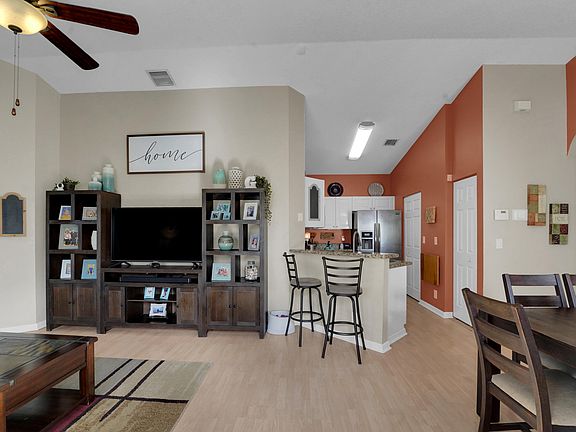 3rd image of 6468 Park Lake Circle #1