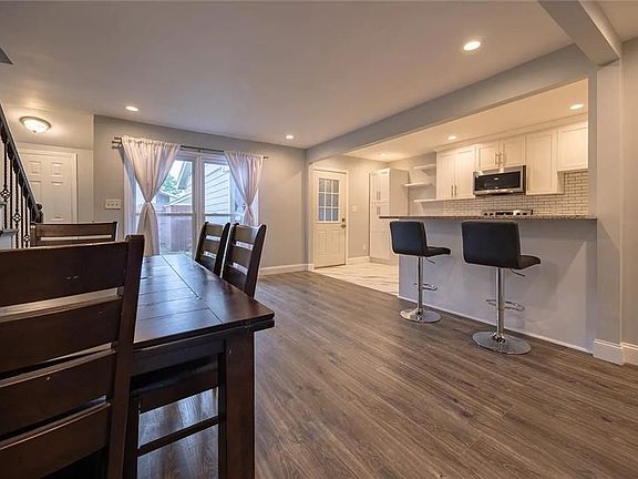 5th image of 4984 Meadow Ln