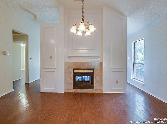 5th image of 1614 Firwick Dr