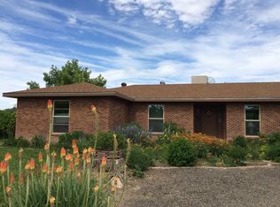 23 Lemons Dr, Los Lunas, NM 87031