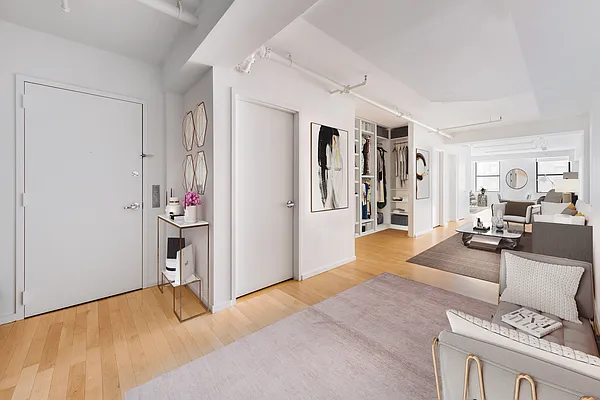 Sold by Compass | media 2