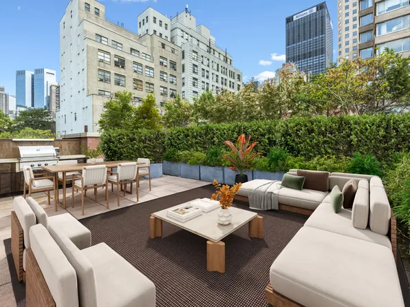 393 West 49th Street image 12 of 12