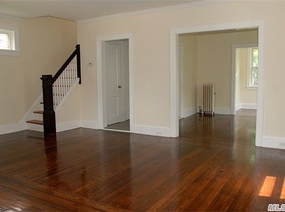 2nd image of 53 Daisy Ave