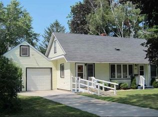 309 Capital St, Wisconsin Dells, WI 53965