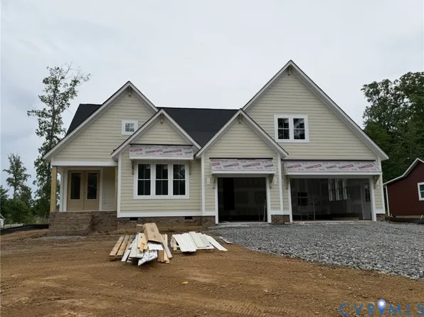 4901 Winding Waters Dr, Moseley, VA 23120