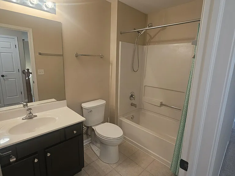 6085 Delaney Dr — Photo 9