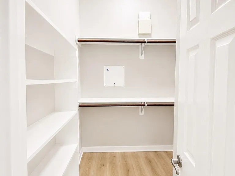 31 Auburn Path Dr — Photo 14