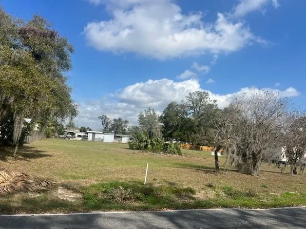 Central Ave, Coleman, FL 33521