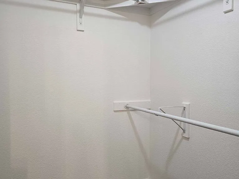 521 Kim Dr — Photo 23
