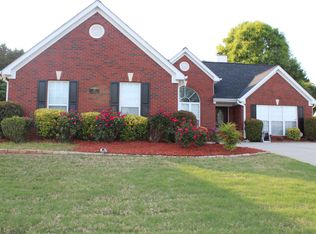38 Ludwick Ln, Lawrenceville, GA 30046
