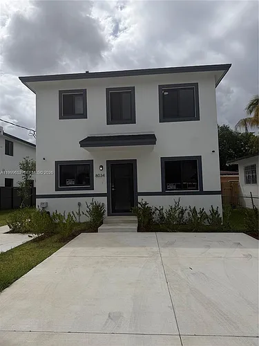 8034 NW 14th Pl #8034 Photo 1