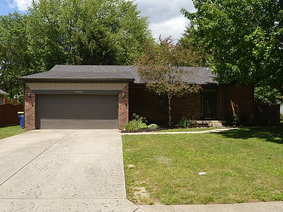 2nd image of 11960 Fairway Circle South Dr