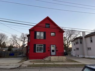 522 65th St, Kenosha, WI 53143