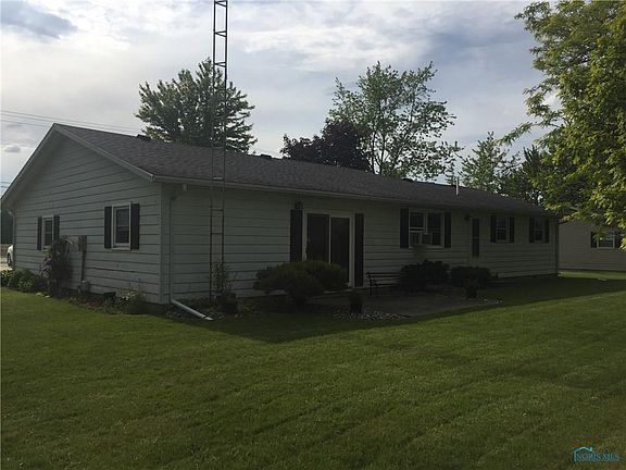 3rd image of 1524 Maplehurst Ave