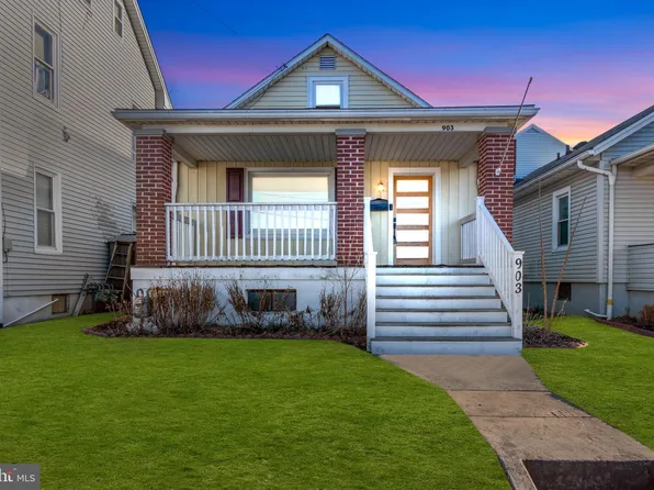 903 York St, Hanover, PA 17331