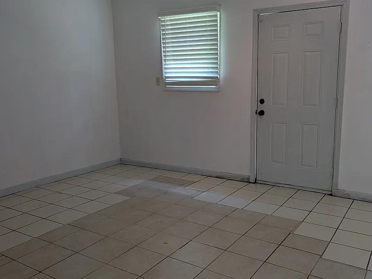 7411 Wiley Cir #A — Photo 50