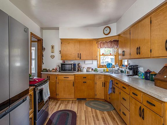 2nd image of 1431 S WALDEN AVENUE