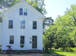 29 Waterside Ln, Clinton, CT 06413